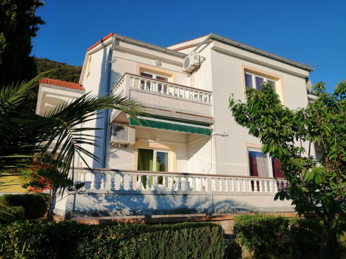 Apartments Fafandjel Rab Town Exteriér fotografie